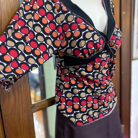 max Studio Ladies blouse puffy half sleeves,  elastic at elbow lengths we - Picture 3 of 5